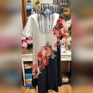 Floral V-Neck Dress with Short Sleeves
